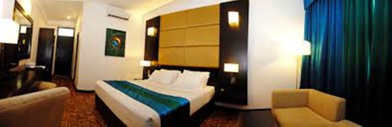 Peacock Beach Hotel Hambantota Buitenkant foto