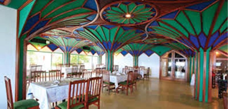 Peacock Beach Hotel Hambantota Buitenkant foto