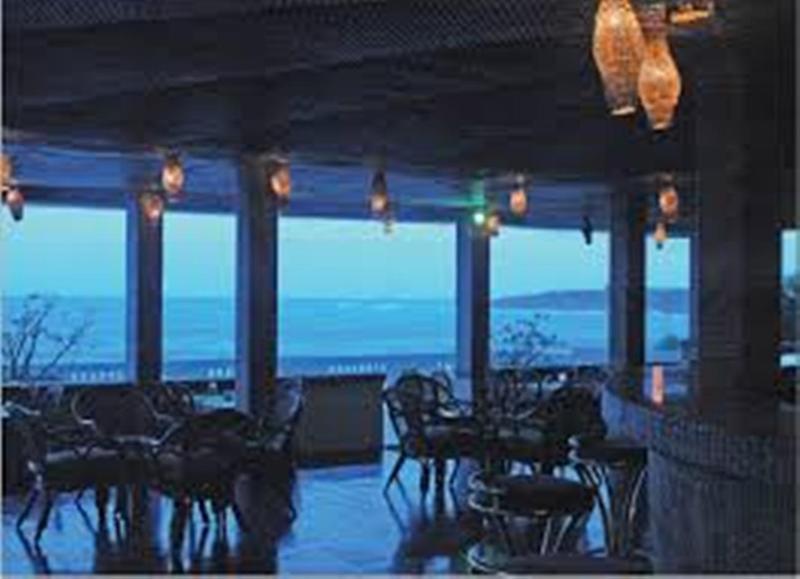 Peacock Beach Hotel Hambantota Buitenkant foto